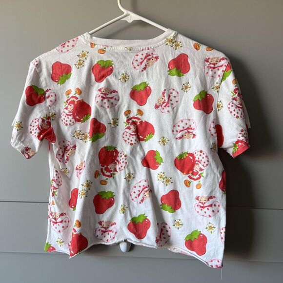 Strawberry Shortcake Shirt Womens Small White Red All Over Print Graphic Tee - Picture 2 of 5